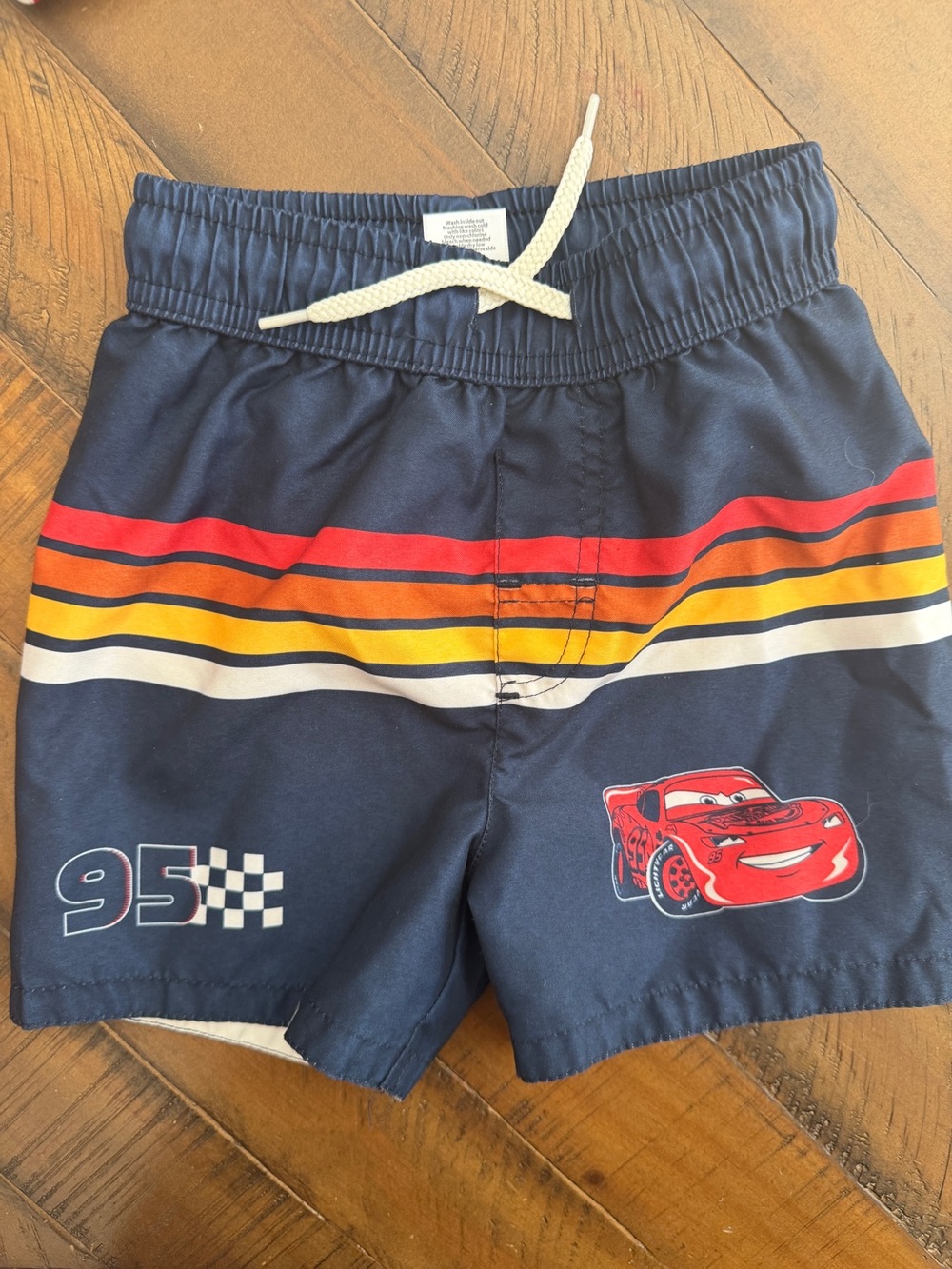 Lightning McQueen Rash Guard & Trunks Set - Picture 3 of 8